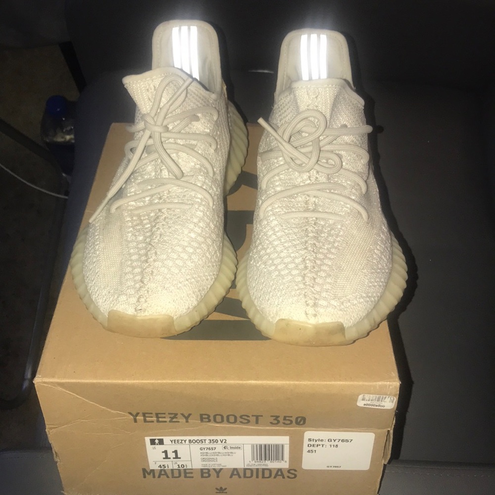 Yeezy 350 boost Light
